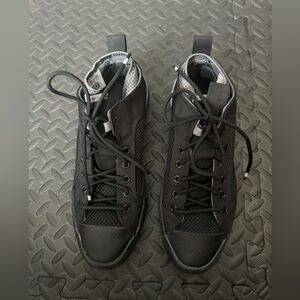 Converse ultra light weight shoes